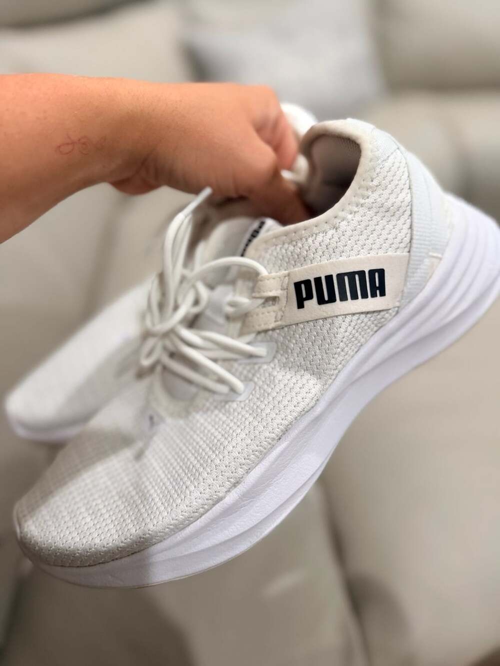 Puma Radiate XT White Running Shoes Size 7.5
